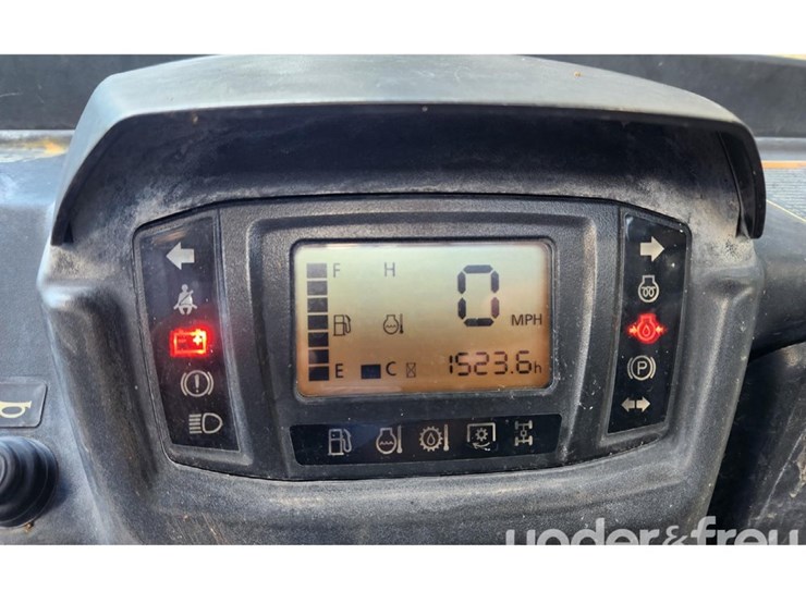 2020-kubota-rtv-x1120-image-11