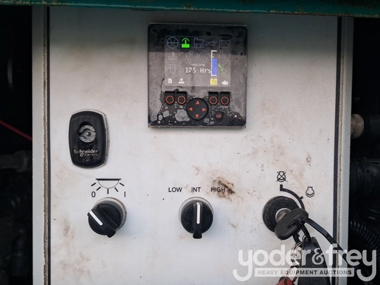 2022-powerscreen-warrior-1400x-image-100