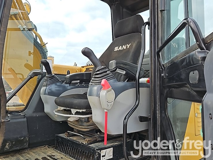 2023-sany-sy135c-image-35