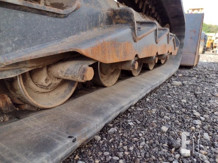 2019-bobcat-t770-image-34