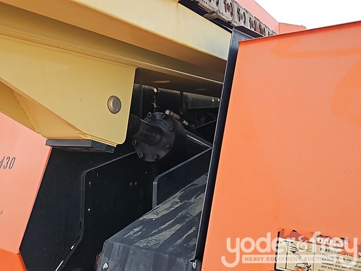 2017-jlg-660sj-image-16