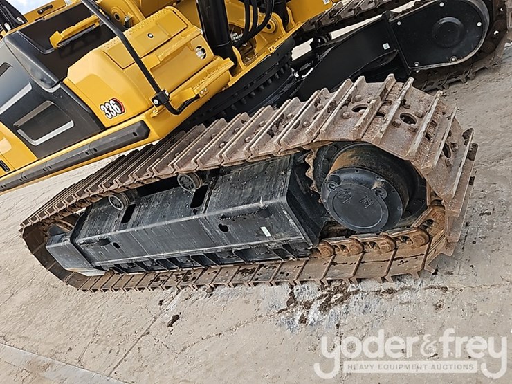 2023-caterpillar-336-image-13