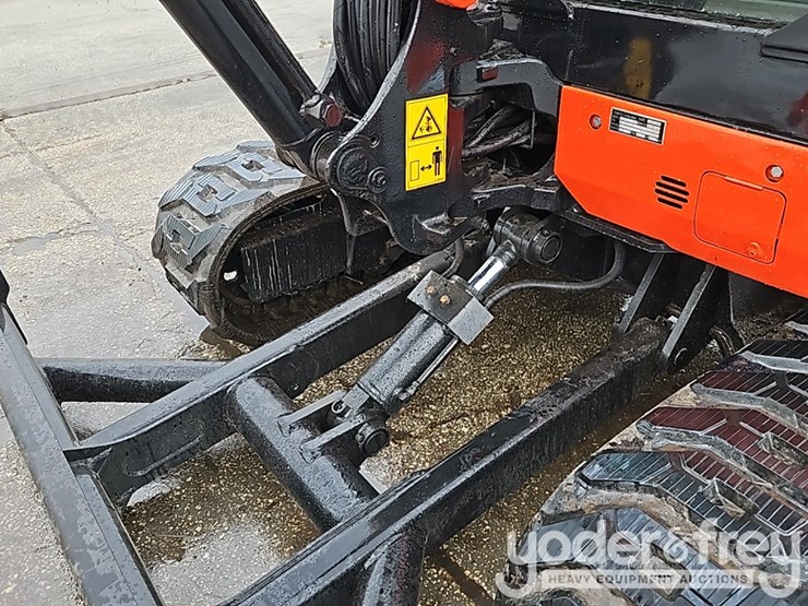 2012-kubota-kx161-image-21