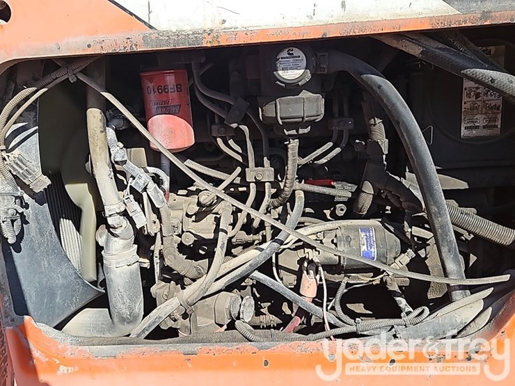 2013-sky-trak-10054-image-22