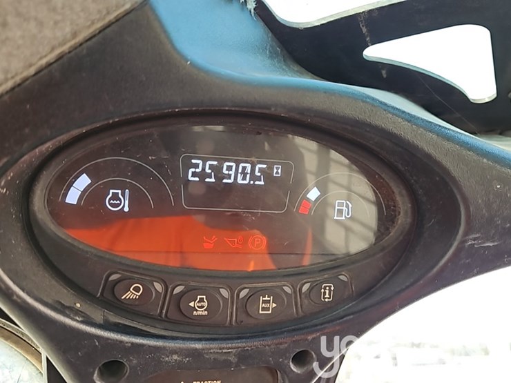 2023-bobcat-t450-image-30