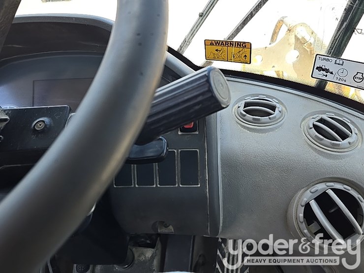 2014-volvo-l60g-image-40