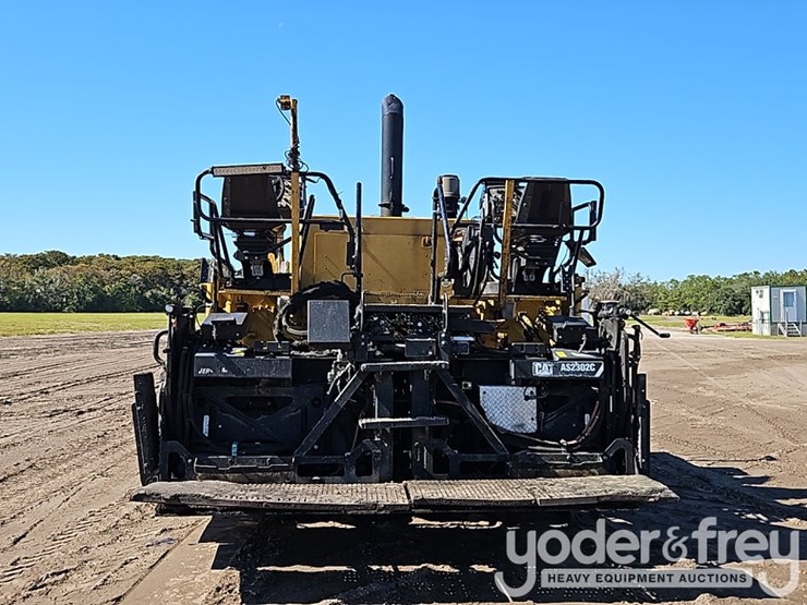 2012-caterpillar-ap-1055e-image-20