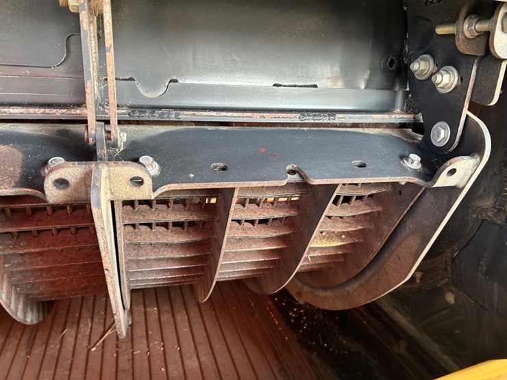 2007-case-ih-7010-image-94