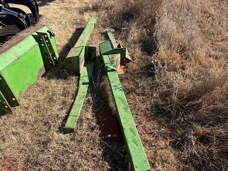 john-deere-148-image-6