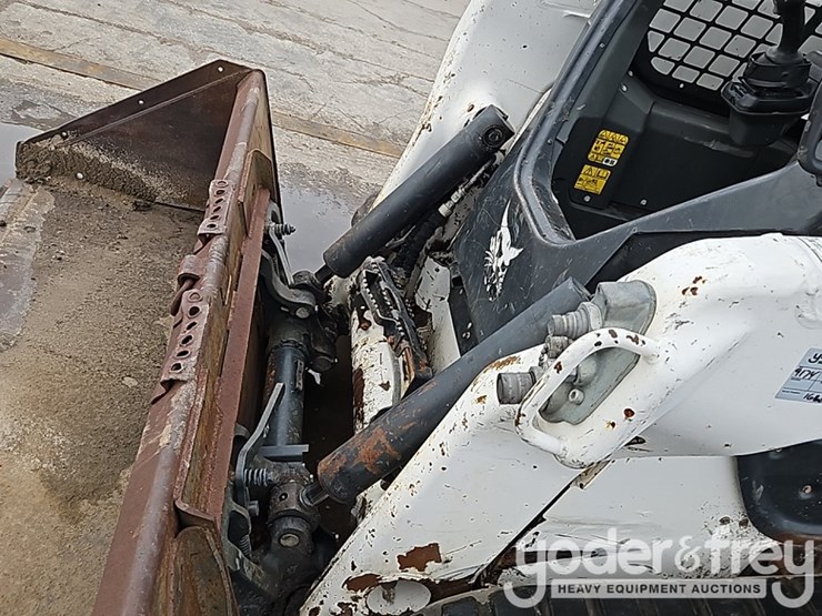 2021-bobcat-t76-image-16