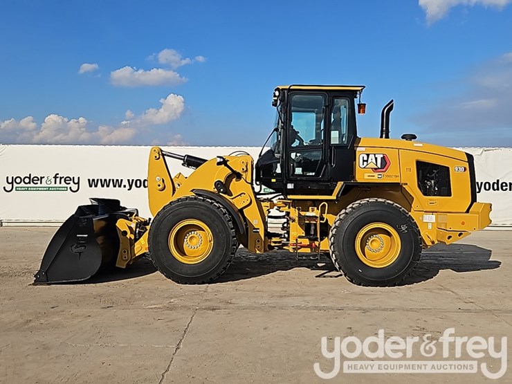 2026-caterpillar-930-image-3