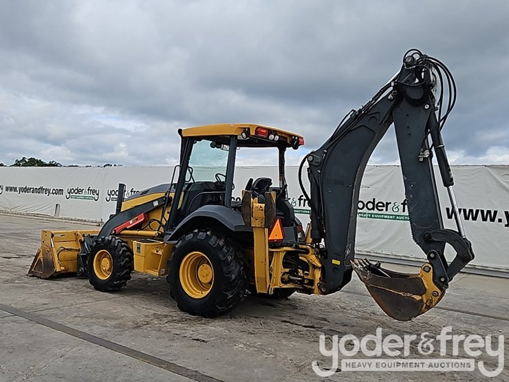 2015-deere-410l-image-4