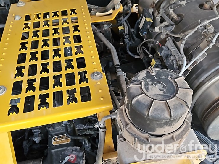 2021-komatsu-pc360-lc-11-image-35