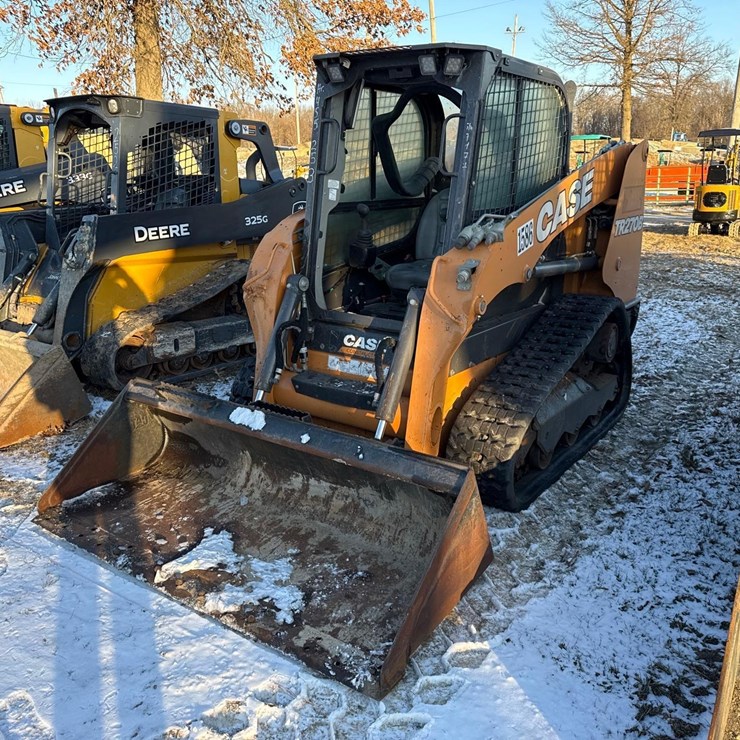 2023 CASE TR270B