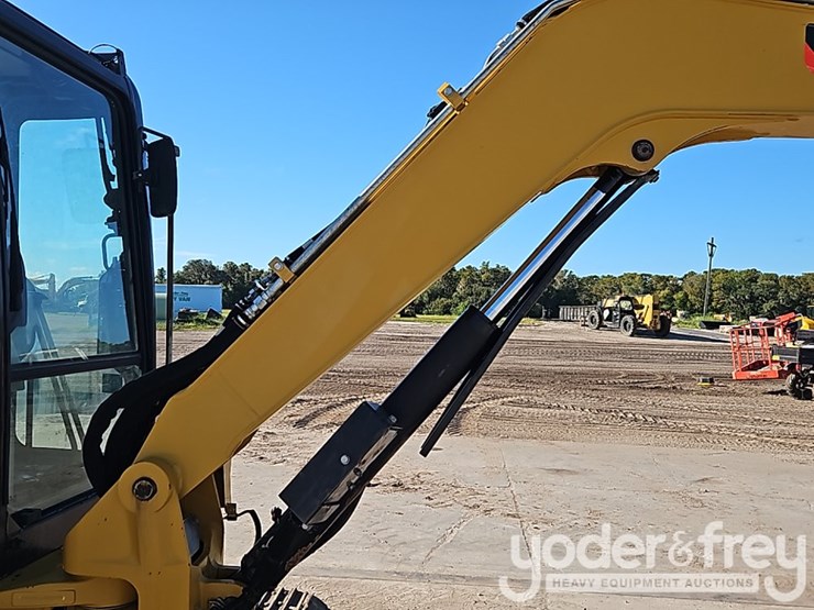 2014-caterpillar-305e-cr-image-15