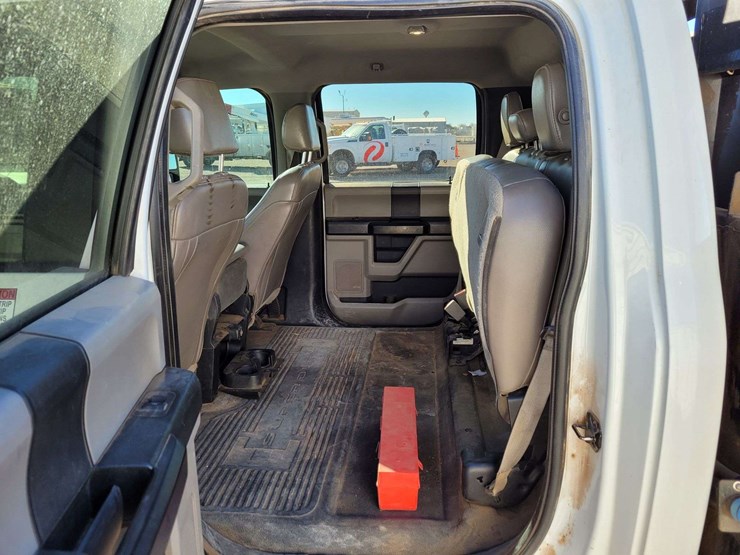 2018-ford-f350-image-9