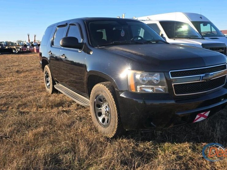 2013-chevrolet-tahoe-image-3