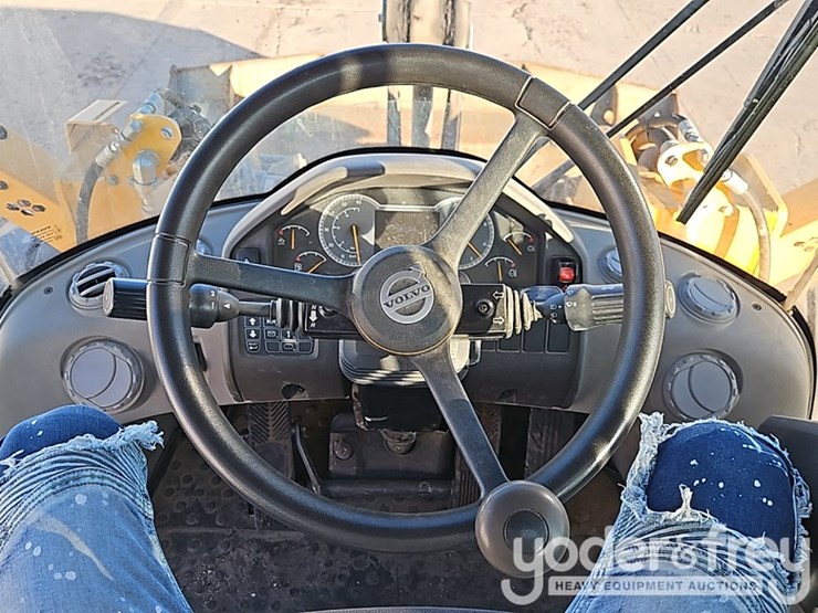 2019-volvo-l70h-image-36