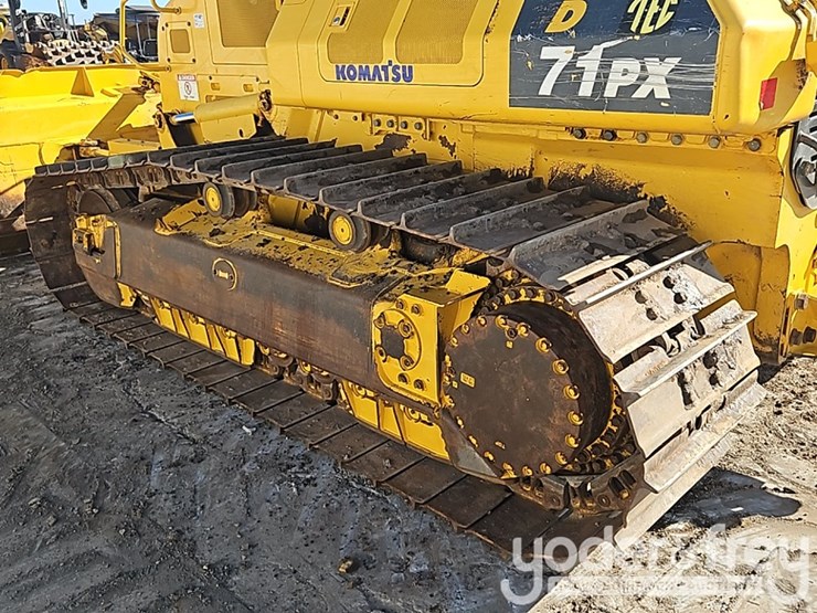 2023-komatsu-d71px-24-image-25