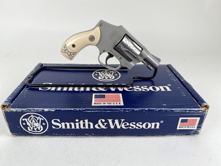 #56-•-#1390-•-smith-and-wesson-model-642-1-airweight-rebel-edition-revolver-38-spl-image-1
