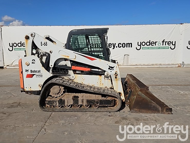 2017-bobcat-t770-image-6