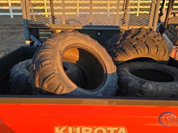 2014-kubota-rtv-x1120-image-16