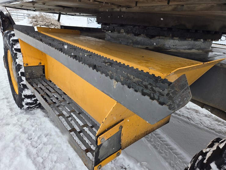 2010-volvo-ew180c-image-14