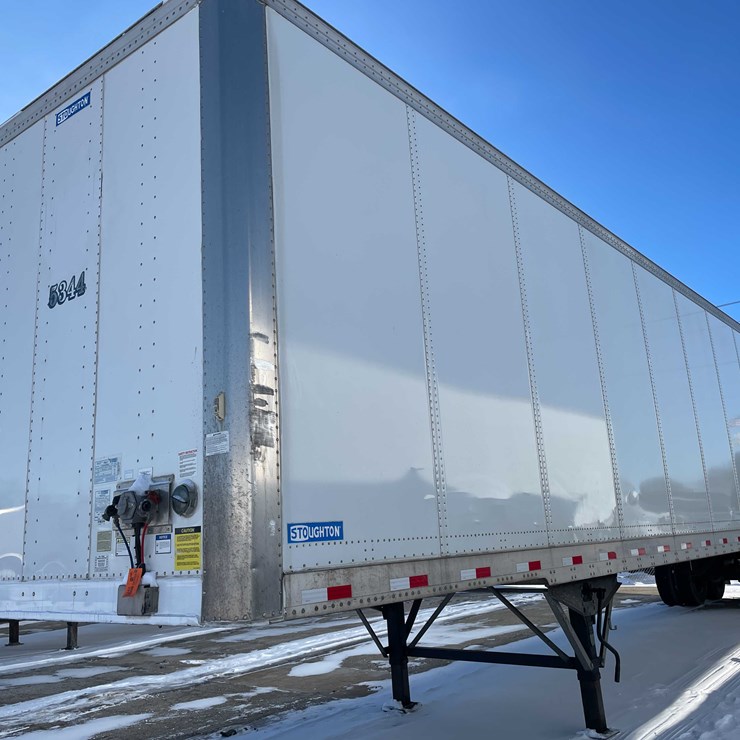 2022 STOUGHTON TRAILER