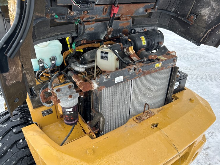 caterpillar-903d-image-47