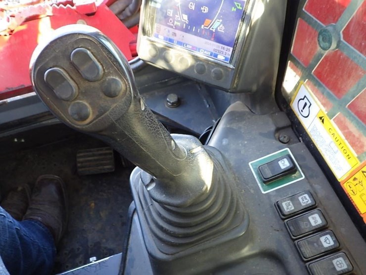 takeuchi-tl12r2-image-26