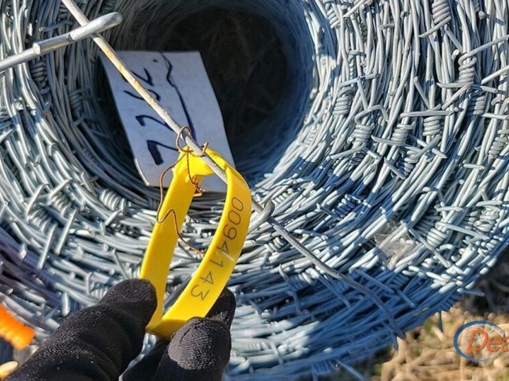 roll-of-barbed-wire-image-2