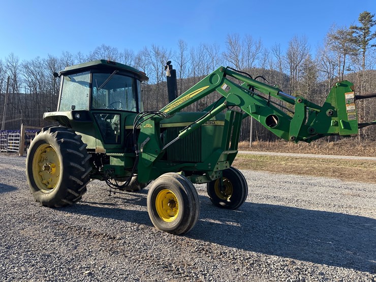 john-deere-4430-image-3