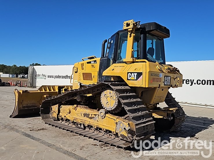2018-caterpillar-d6n-image-4