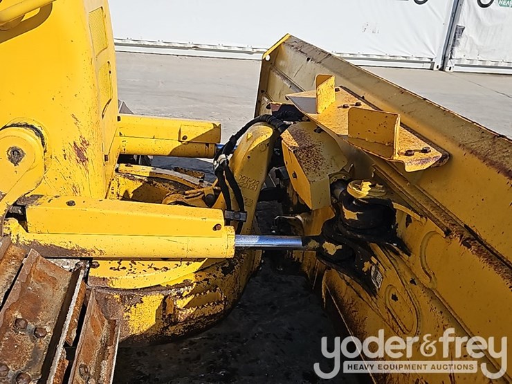 2021-komatsu-d51px-24-image-15