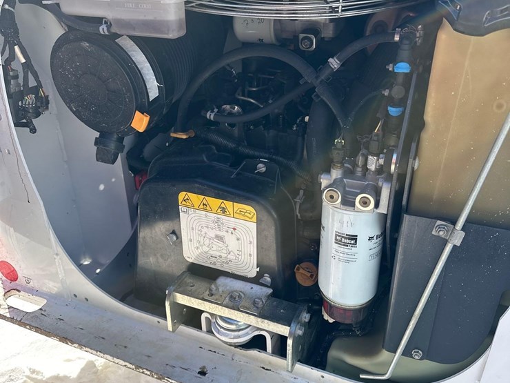 2021-bobcat-s64-image-8