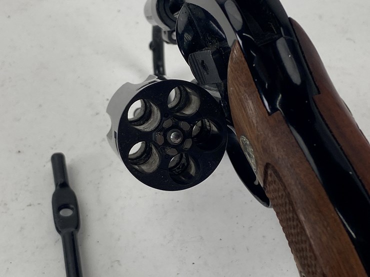 #81-•-#1419-•-smith-and-wesson-model-38-double-action-revolver-38-spl-ctg-image-9