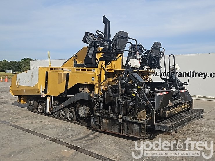 2012-caterpillar-ap-1055e-image-4
