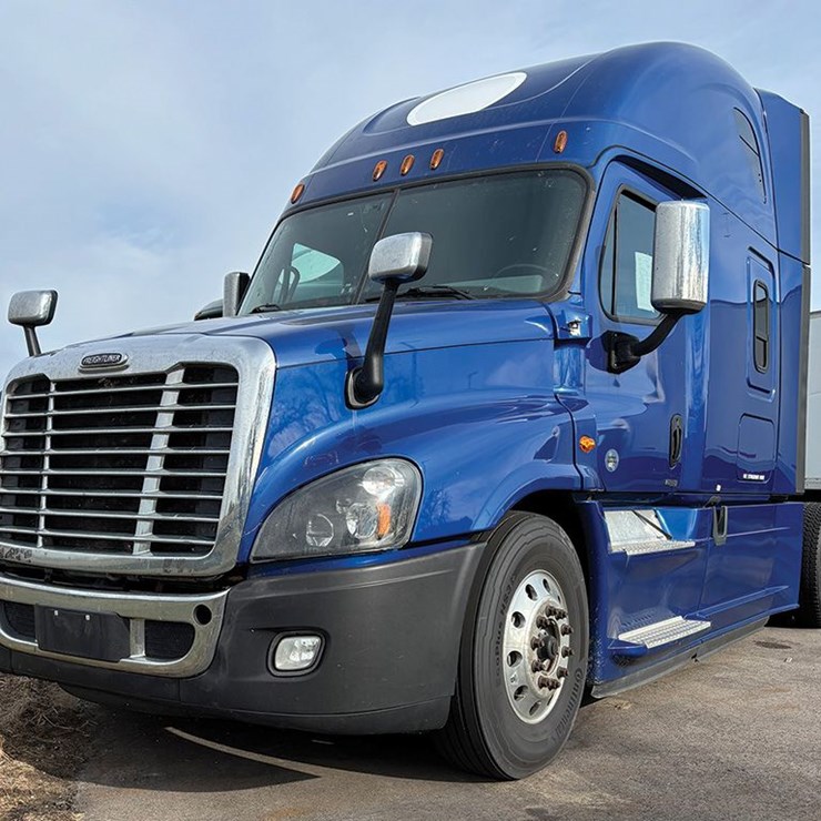 2019 FREIGHTLINER CASCADIA 125