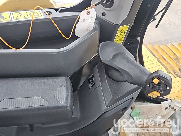 caterpillar-d6-lgp-image-30