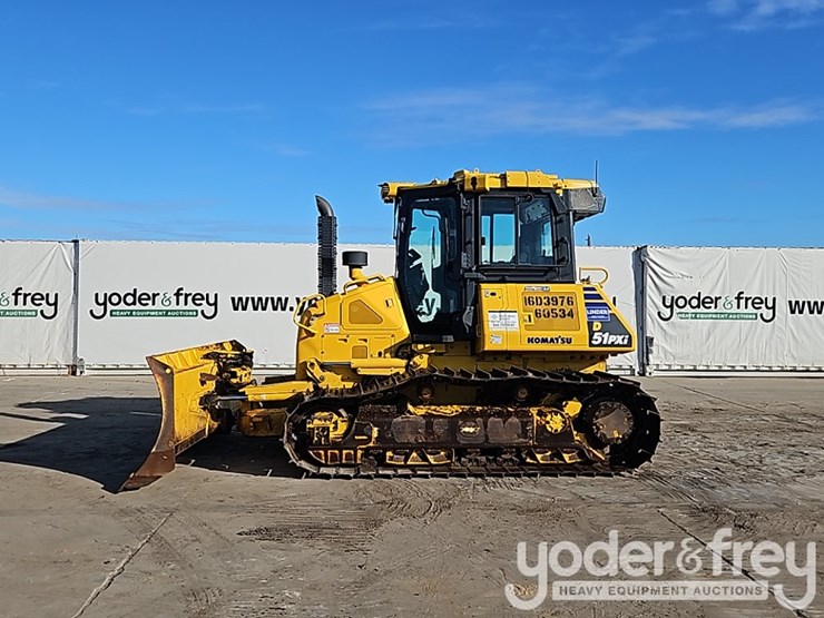 2021-komatsu-d51pxi-24-image-3