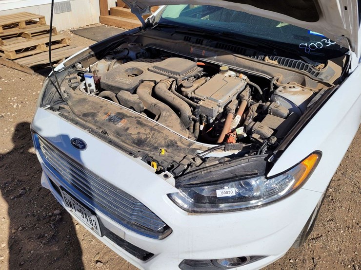 2016-ford-fusion-se-luxury-energi-sedan-4d-image-15