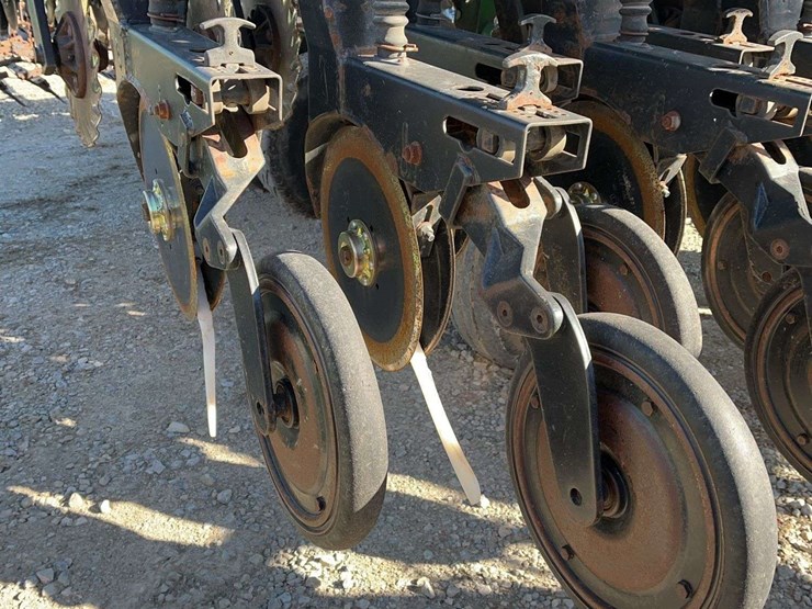 great-plains-2410nt-image-12