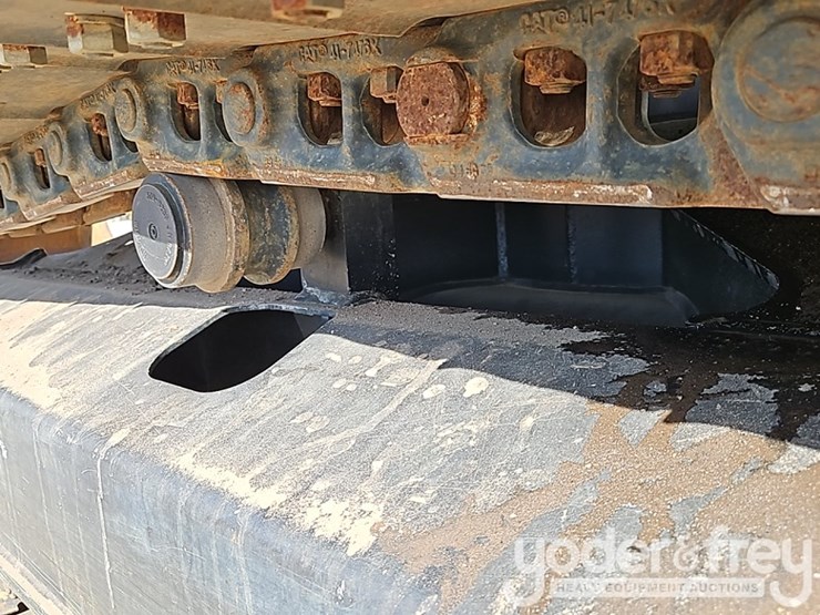 2023-caterpillar-315-image-12