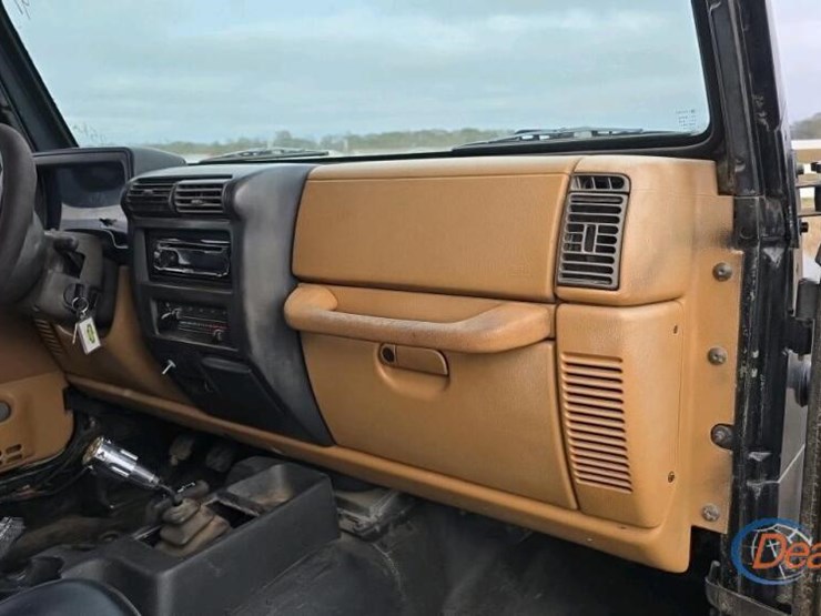 1997-jeep-wranger-4wd,-s/n-1j4fy29p0vp543954:-4-cyl-gas-eng.,-hard-top,-bikini-top,-13000-lb.-winch-image-10