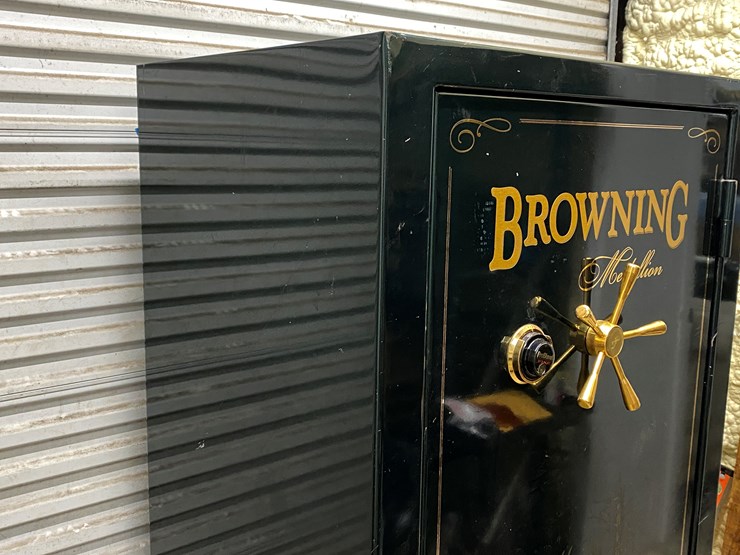 #49-•-#5000-•-browning-medallion-gun-safe-image-3