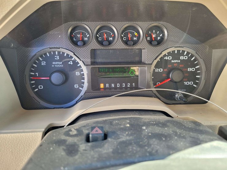 2010-ford-f350-image-12