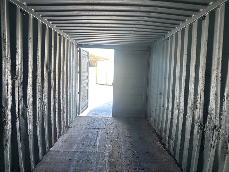 #5008-•-approx-20’-shipping-container-image-10