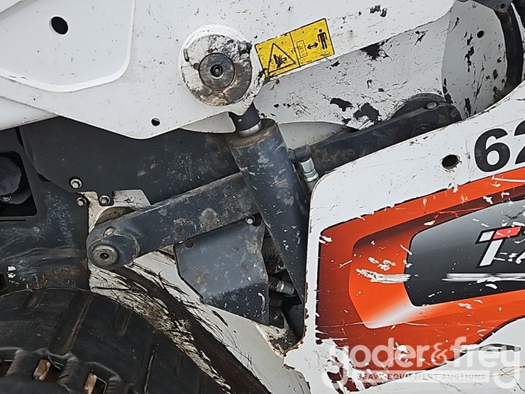 2021-bobcat-t76-image-21