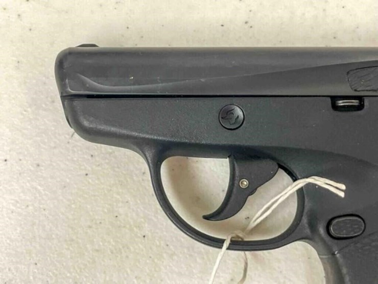 taurus-pistol-image-9