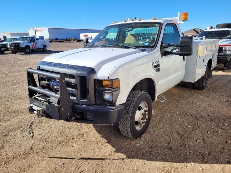 2010-ford-f350-image-1